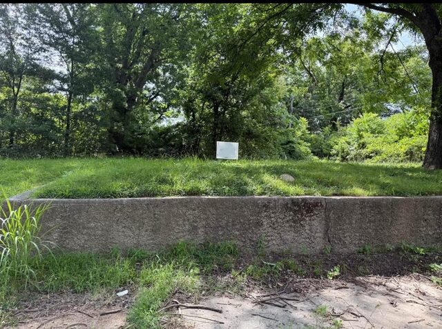 1299 Englewood