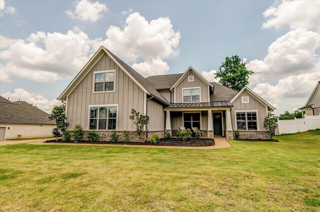 4684 Kings Forest