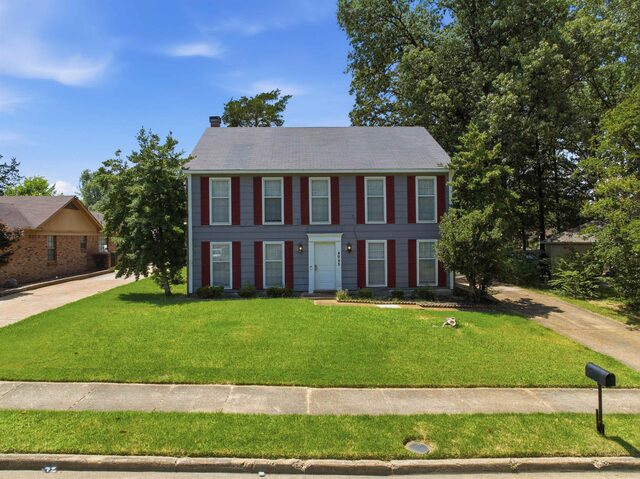 4945 Gardenwood