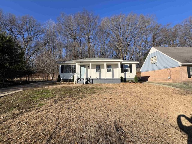 4025 Mossville