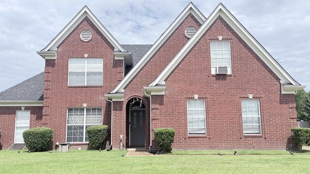 4828 Wemberley