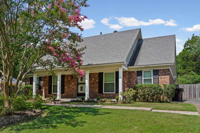461 Dove Valley