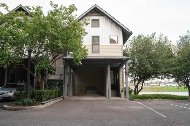 692 Marina Cottage