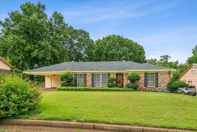 4208 Oakcrest