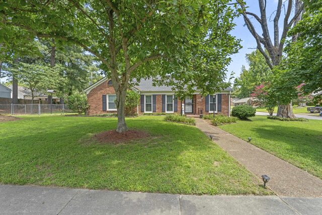 5316 Longacre