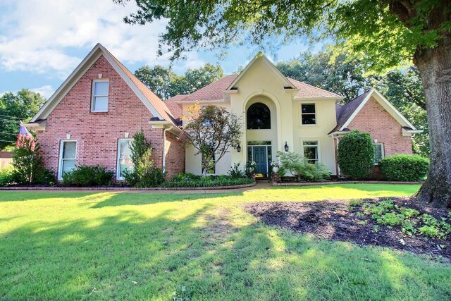 784 Evans View