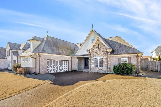210 Cross Creek