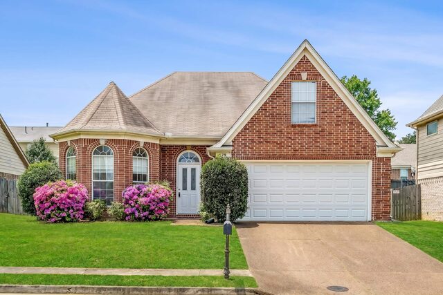 4879 Ridge Walk