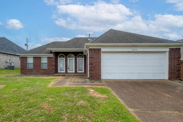 8135 Country Mill