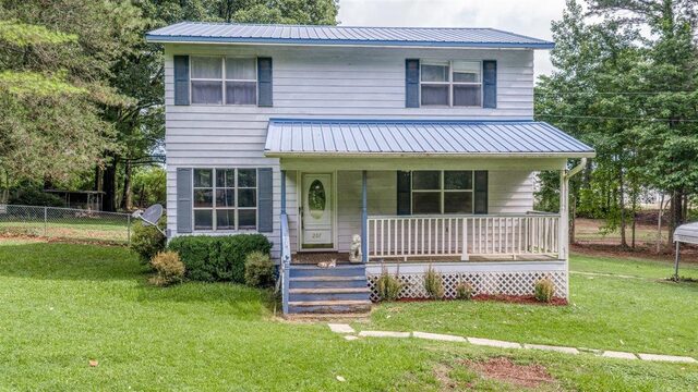 207 Forest Hill