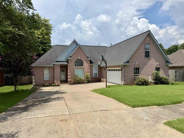 2747 Surrey Park
