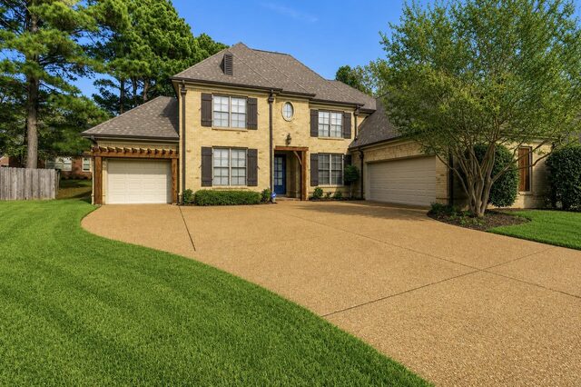 1222 River Pine