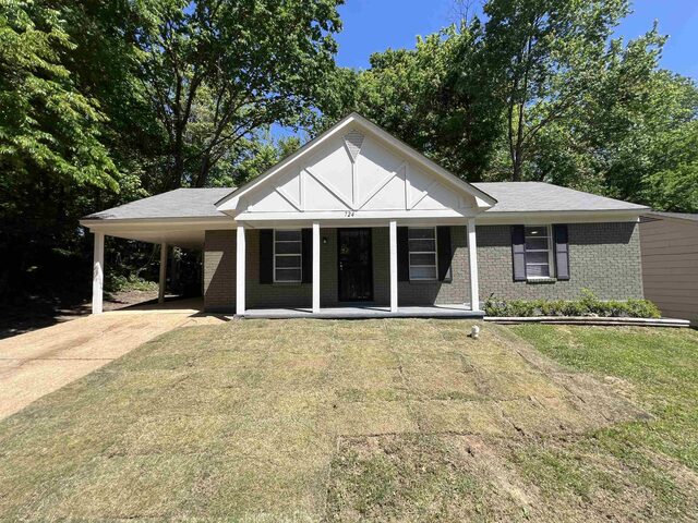 724 Blackstone