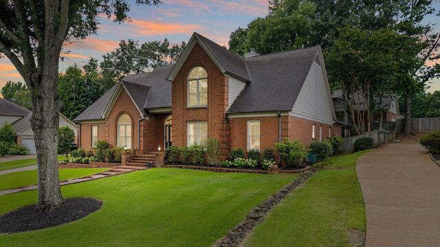 2673 Hunters Forest