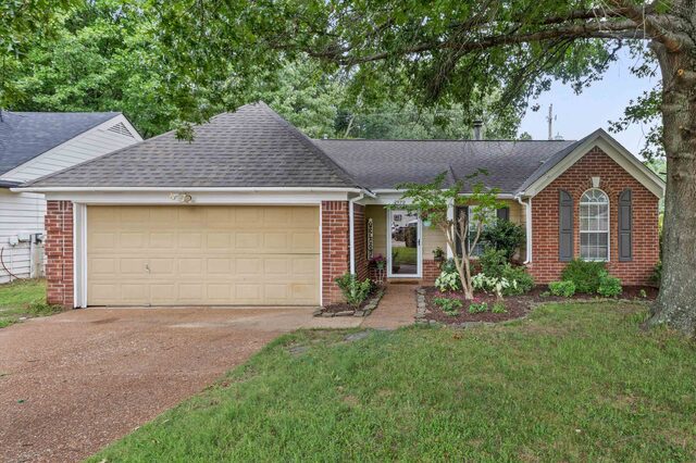 1379 Lagrange Downs