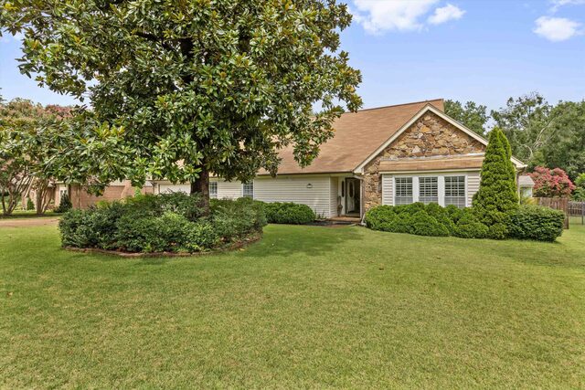2928 Sandy Creek