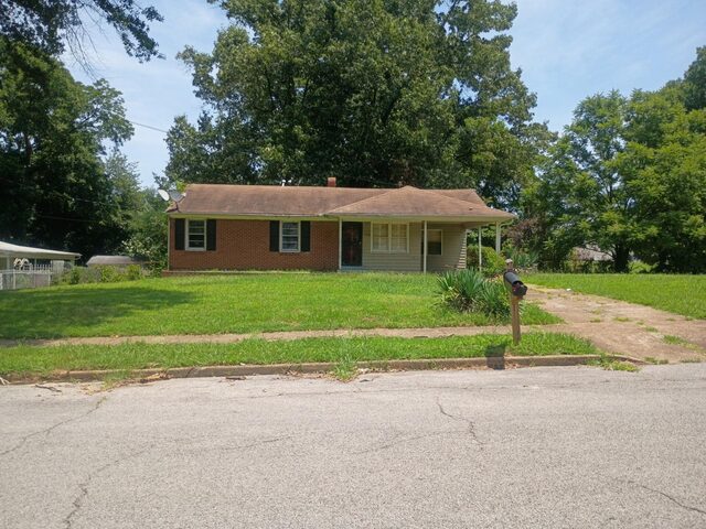 3592 Trezevant