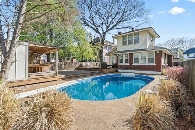 285 Mcneil