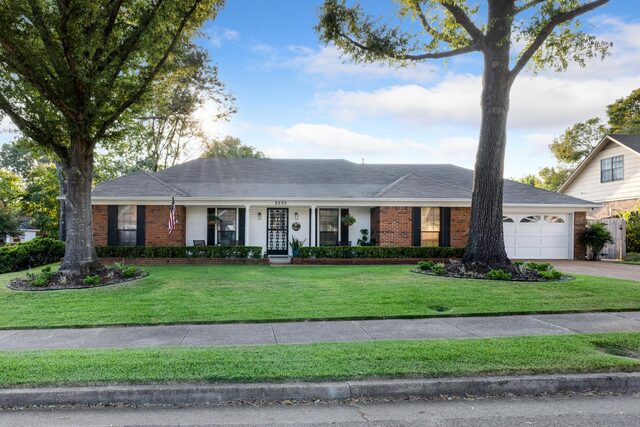 3775 Oak Forest