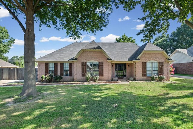 4636 Cedar Hills