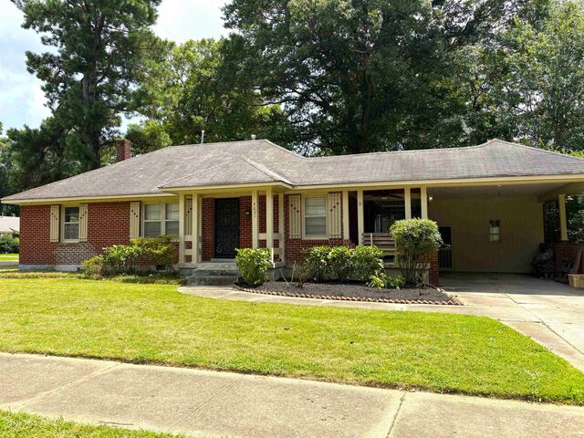 4651 Flamingo