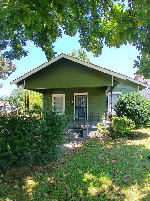 1436 Maplewood