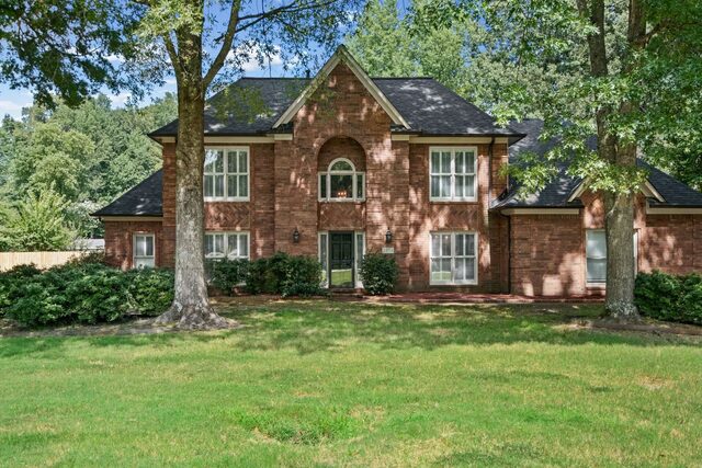 3974 Davies Manor