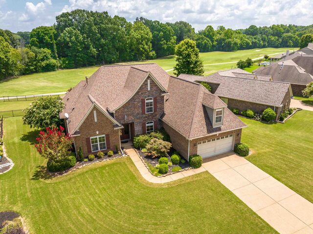 420 Lewis Fairway