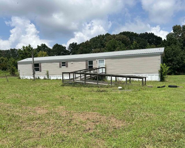 2360 Hickory Valley