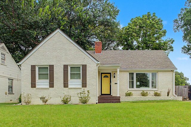 3792 Shirlwood