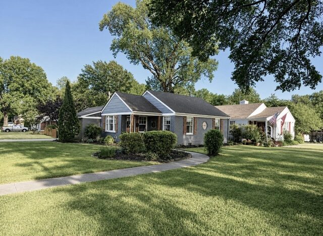 418 Highland
