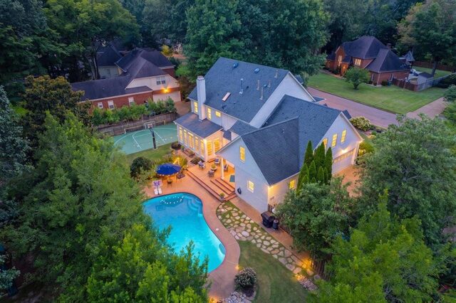 2102 Dogwood Estates