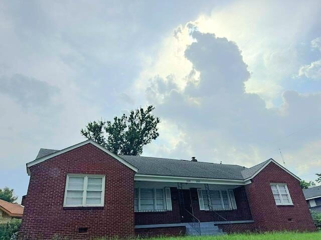 2043 Lamar