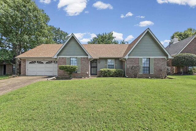 8251 River Creek