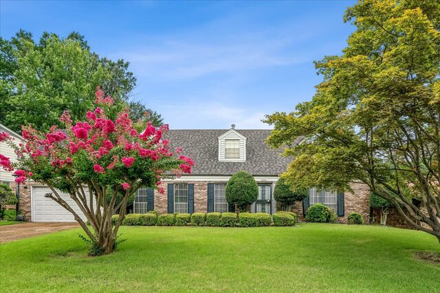 2034 Maplecrest
