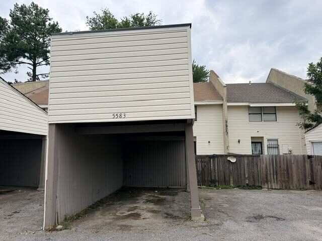 5583 Gates