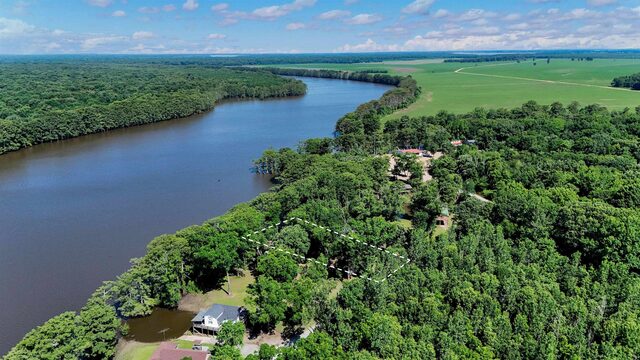56 Chisholm Lake