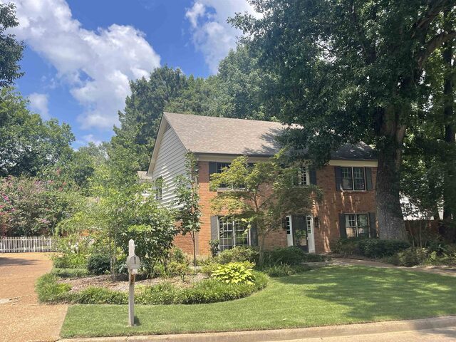 8452 Winthrop