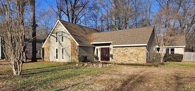 1411 Poplar Ridge
