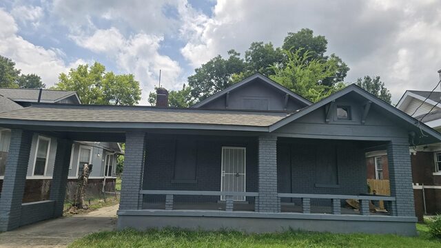 1251 Lamar