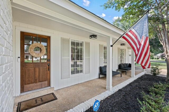 2487 Lynnfield