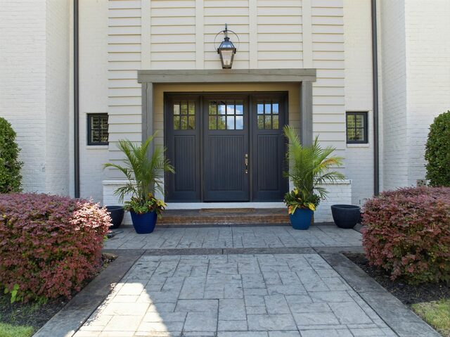 581 Winding Wood