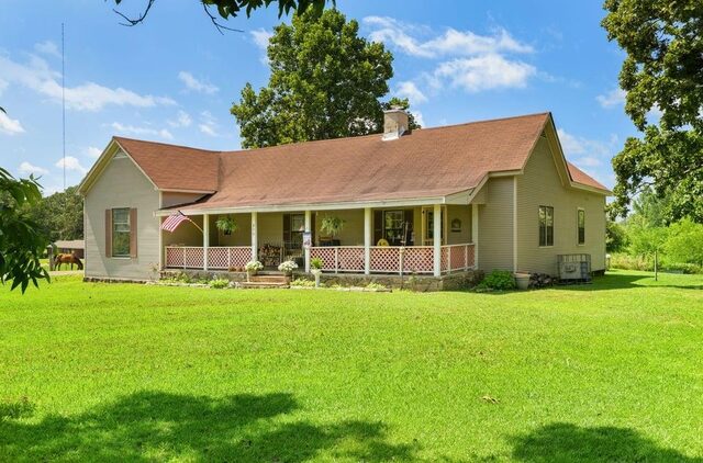 890 Fitts-Ross Rd