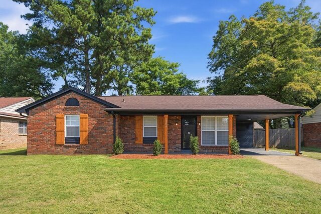 1304 Winfield