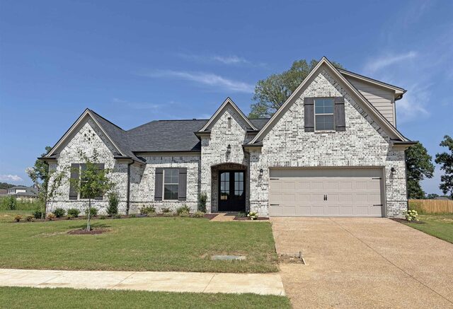 125 Brook Manor