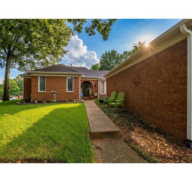 8311 Walnut Grove