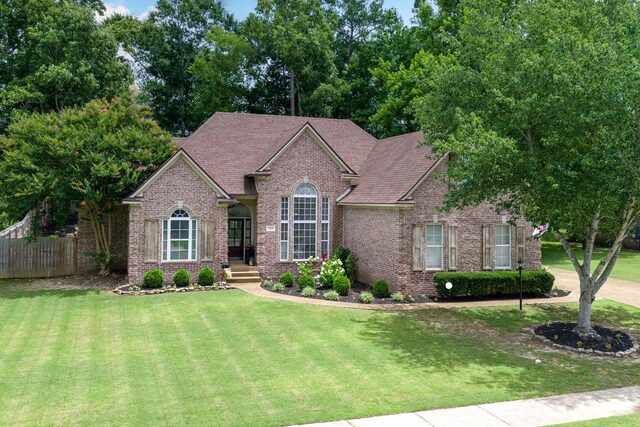 5320 Saffron Spring