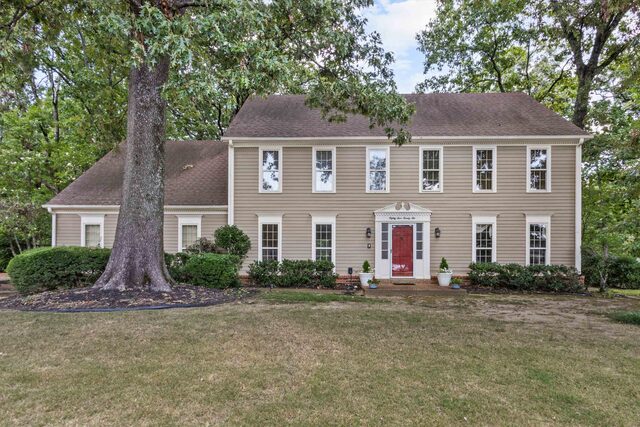 8422 Poplar
