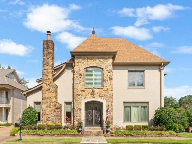 3090 Oakleigh Manor