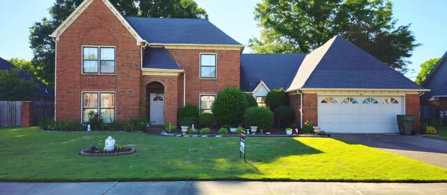 2033 Westbriar